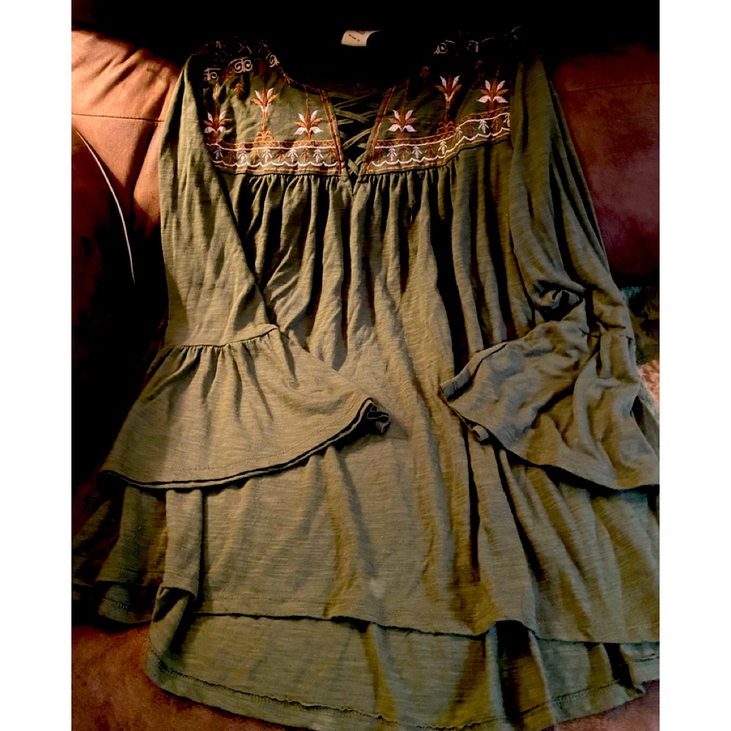 Green Long Sleeved Top